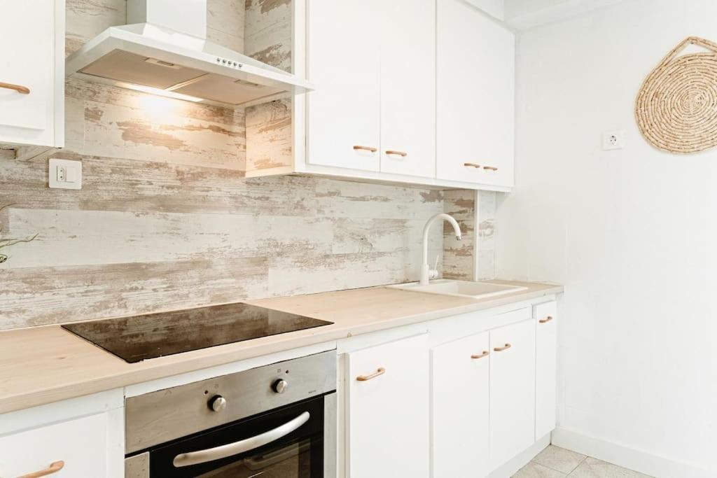 Apartamento Frente Al Mar, Familiar Y Acogedor. Санта Пола Екстериор снимка